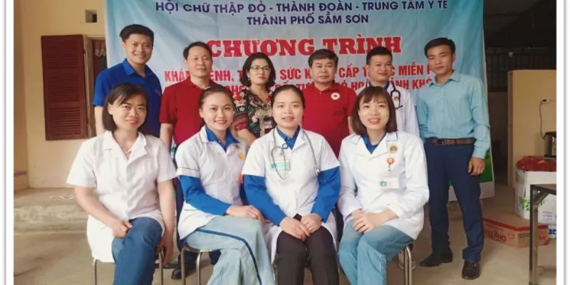 khám chữa bệnh Nhân đạo