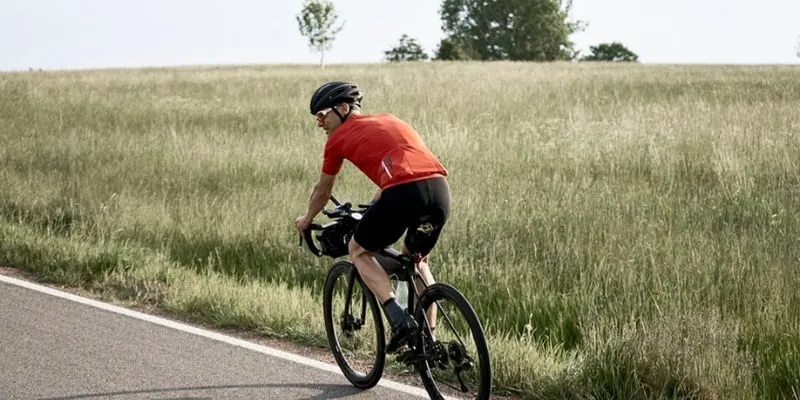 Đạp xe tốt cho người bệnh thoát vị đĩa đệm